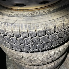 175/70-13スチールホイールスタッドレスの画像