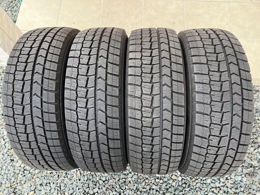 215/65R16ダンロップ スタッドレスWINTER MAXX WM02溝有 アルファード ヴェルファイア エスティマ 他