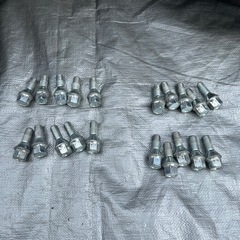 235/45R18ホイール付冬タイヤの画像