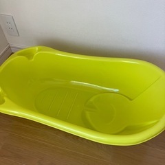 ベビーバスと、おまるの画像