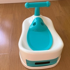 ベビーバスと、おまるの画像