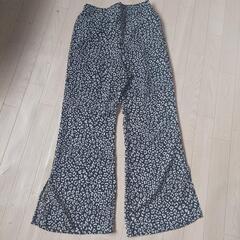 GU Mサイズ　　レオパードパンツの画像