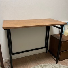 【取引決定】【無料】折りたたみ小さめテーブル