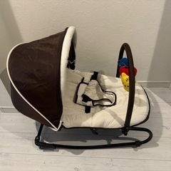 美品　西松屋　バウンサー