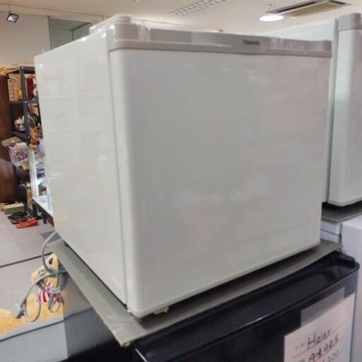 TOSHIBA 冷蔵庫 左開き 30L 2015年製