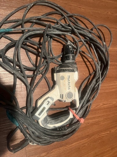 電気ドリル
