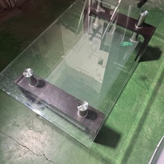 ガラステーブル
