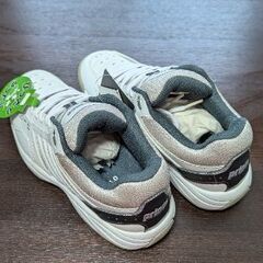 【新品未使用】prince インドアテニスシューズ 24.0cmの画像