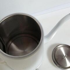 電気ケトルの画像