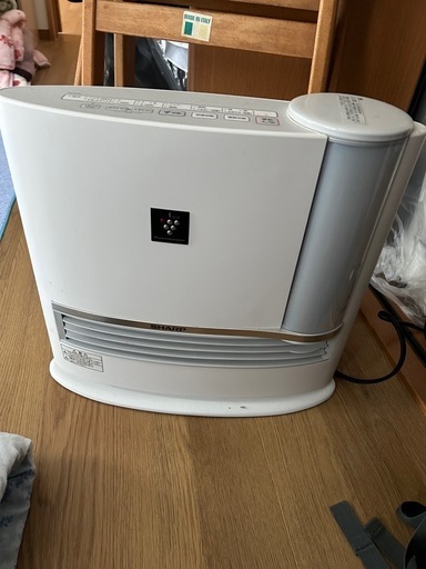 数回のみ使用。加湿セラミックファンヒーター