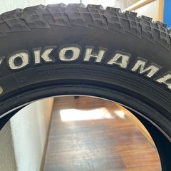 215/70 R16 中古タイヤ‼︎‼︎溝あります‼︎の画像