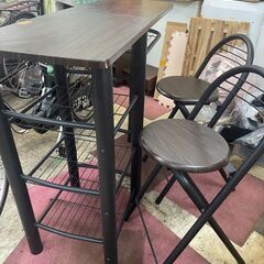 リサイクルショップどりーむ荒田店 No13513 カウンターテーブルセット　椅子二脚付き♪　お買い得品♪の画像