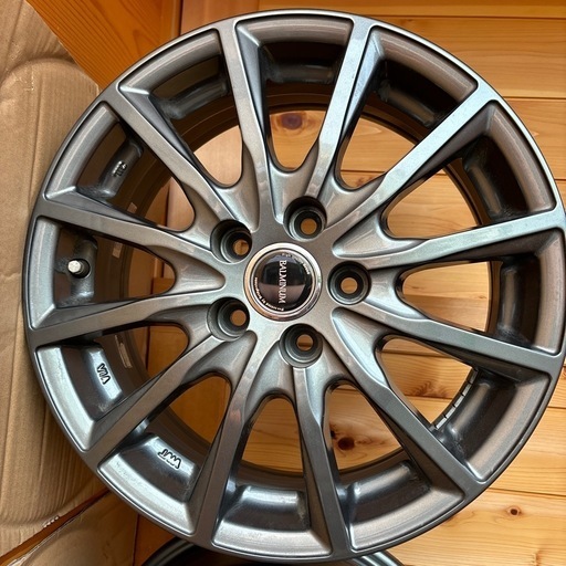 ブリヂストン　アルミホイール　15×6j 43