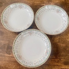 【値下げしました】マルエス　maruesu お皿の画像