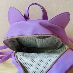 値下げ！中古　猫のリュックサックラベンダーの画像