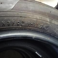 225/60R17  溝あり
