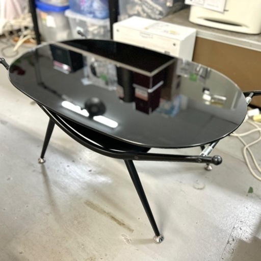黒色　ガラスのローテーブル