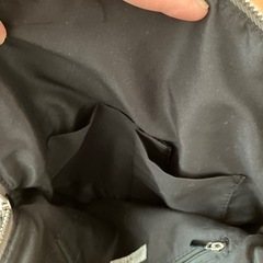 A.V.V リュック　レディース　グレーの画像
