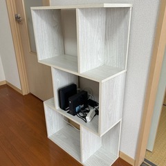 (お取り置き中)＊飾り棚の画像