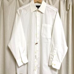 【受け取り予定者様決定】【差し上げます】メンズ ワイシャツ 白  冠婚葬祭 CHRISTIAN ORANI サイズ40-80の画像
