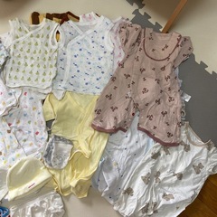 ベビー服あげますの画像