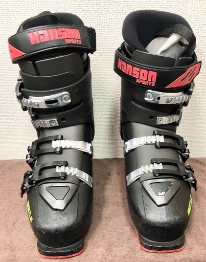 HANSON　ハンソン スキーブーツ BEETLE 足26cm〜26.5cmの方向け
