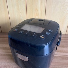⭐️アイリスオーヤマジャー炊飯器⭐️ ⭐️RC-ME30-B⭐️