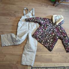 ☆美品☆スキー&スノボウェア　150　女児