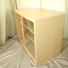 【紋別市発】ミニ食器棚　ガラス引き戸　 W600×D290×H430 食器棚 棚 キッチン収納 ダイニング 不二貿易インテリア家具　ブラウン　中古品の画像