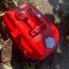 ガソリン携行缶20Ｌ