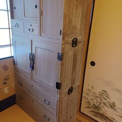 総桐箪笥 美品　購入時40万以上の画像