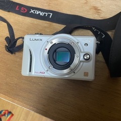 Panasonic　LUMIX GF2 ミラーレス一眼