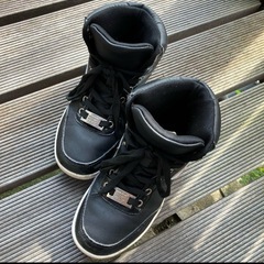 EDGEキッズスニーカーブラック22.5cm