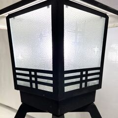 和風 鉄製 庭園灯 電気灯籠 高さ48cm 幅28cm ライト イルミネーション 日本庭園 レトロ 昭和 の画像