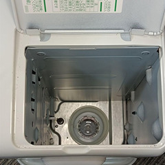 ダイニチ　石油ファンヒーター　2015年製　FW-4315NEの画像