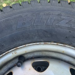 ［商談中]軽トラ・軽自動車 スタッドレスタイヤ 145R12 