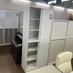 JJ-8 【オフィス家具専門店】コクヨの上下書庫です！の画像