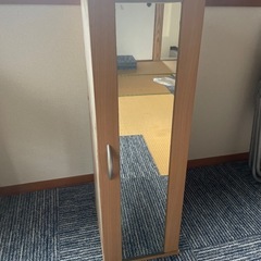 鏡付き棚（4段）
