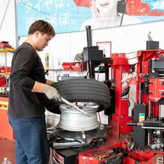【短期】タイヤ専門店の接客PITスタッフ【宇都宮店】の画像