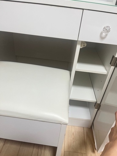 最終値下げ！ニトリ　ドレッサー　スツール付き
