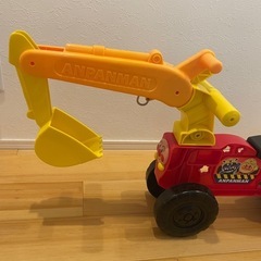 アンパンマンショベルカーの画像