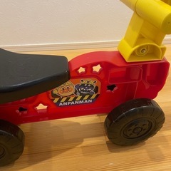 アンパンマンショベルカーの画像