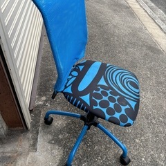 青色椅子