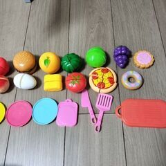 【値下げ】トイザらス　木製ビストロキッチン　ままごとの画像