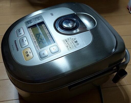 【取引中】パナソニック IHジャー炊飯器 SR-HY102 5合炊き