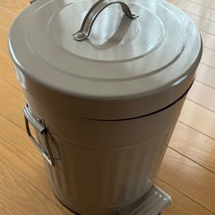 小型 ごみ箱 5L 蓋付き ペダルペール  外側ステンレス 内かごPP