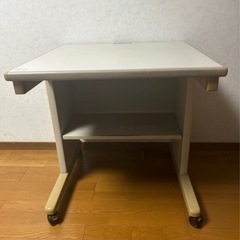 オカムラ小型スチールデスク#2の画像