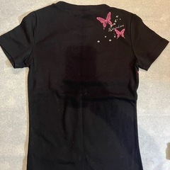 蝶 レース ピンク バック プリント Tシャツ Mの画像