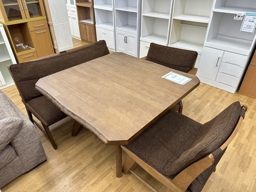 【ドリーム川西店御来店限定】ダイニング4点セット／クリーニング済み 【2007117255609157】