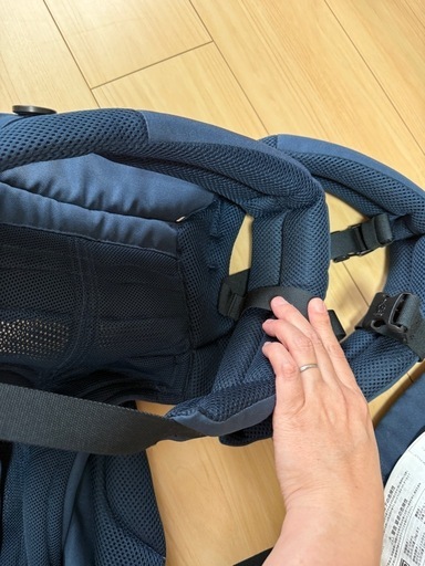 【お話中】
美品　エルゴ　オムニ360 クールエア　メッシュ　ミッドナイトブルー　正規品